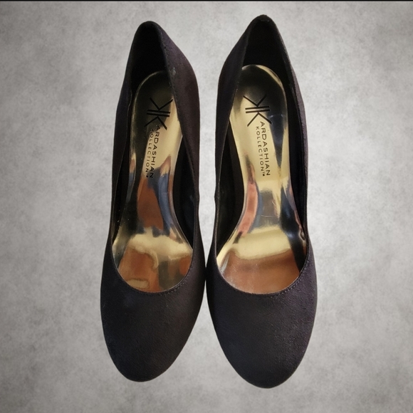 Kardashian Kollection Wedges - Picture 3 of 5